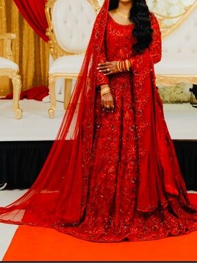 Bridal dress maroon color full embroidered extra long dupata 4 pieces